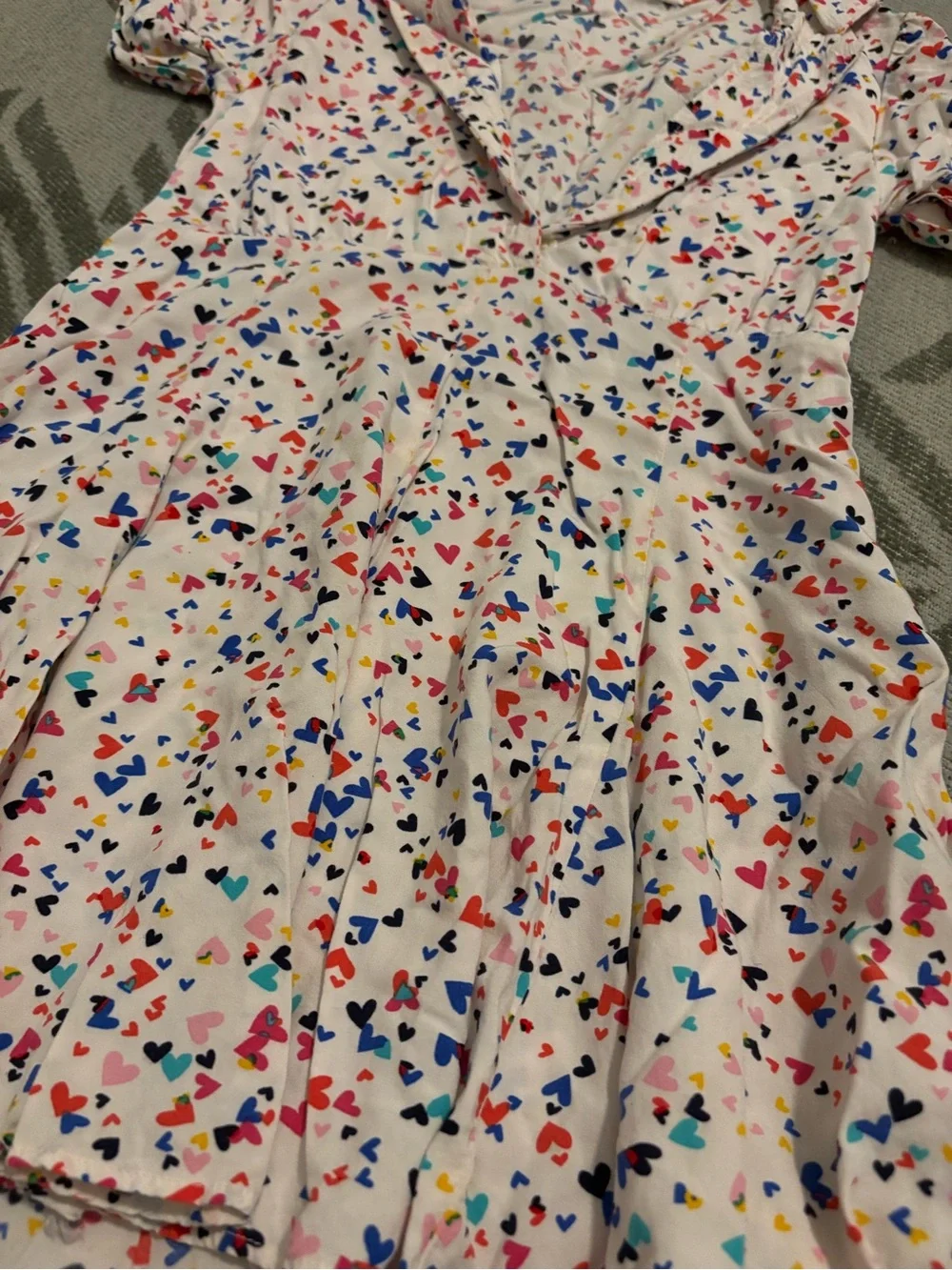 GAP White Dress with Multicolor Heart Print